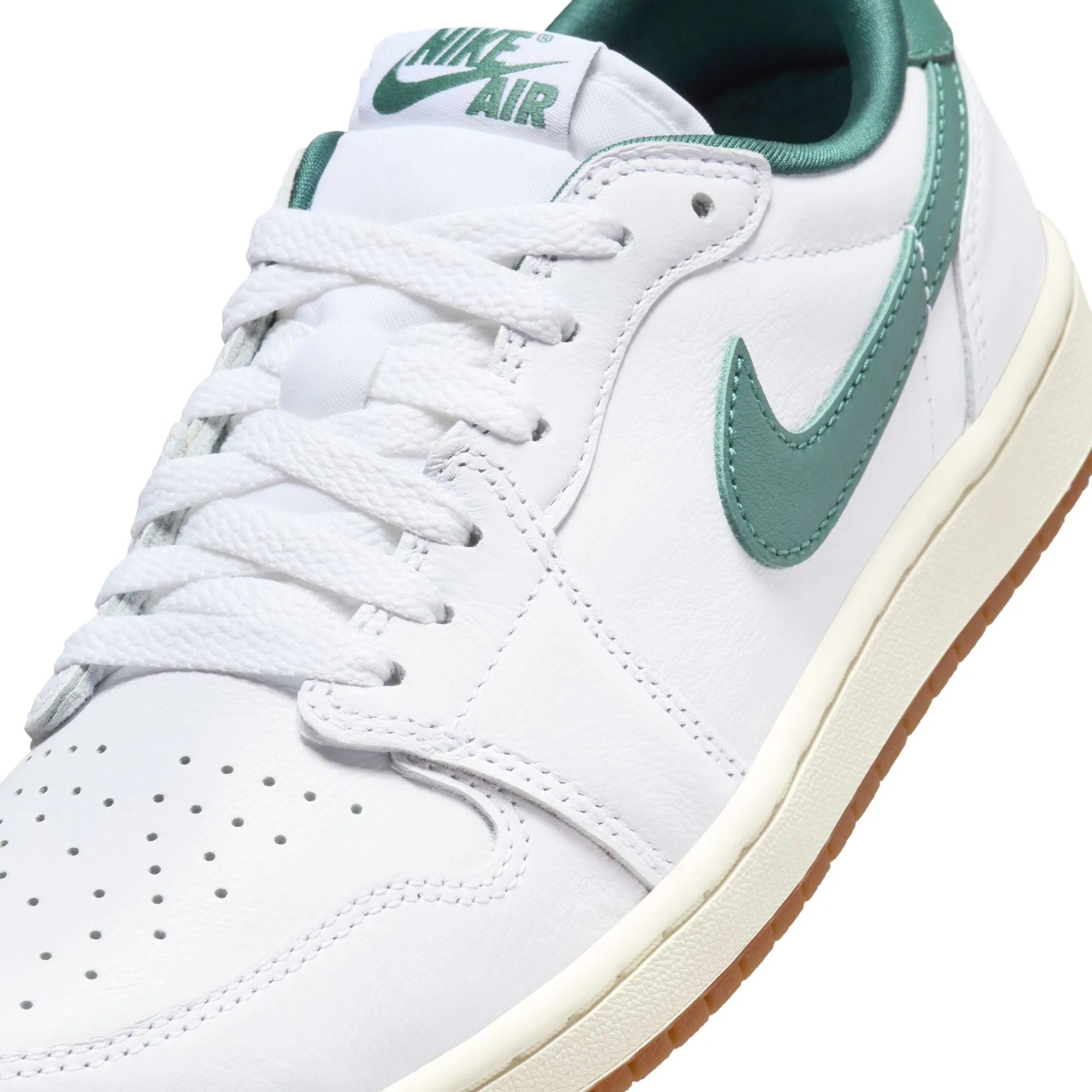 WMNS Nike Air Jordan 1 Low OG